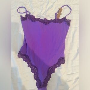 SKIMS Fits Everybody Lace Cami Bodysuit
